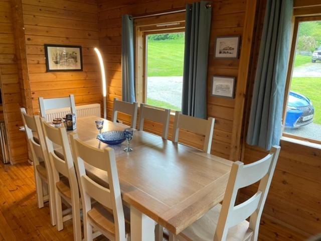 Luxury 3 Bedroom, 3 Bathroom Lodge With Hot Tub Llanbedr  Exterior photo