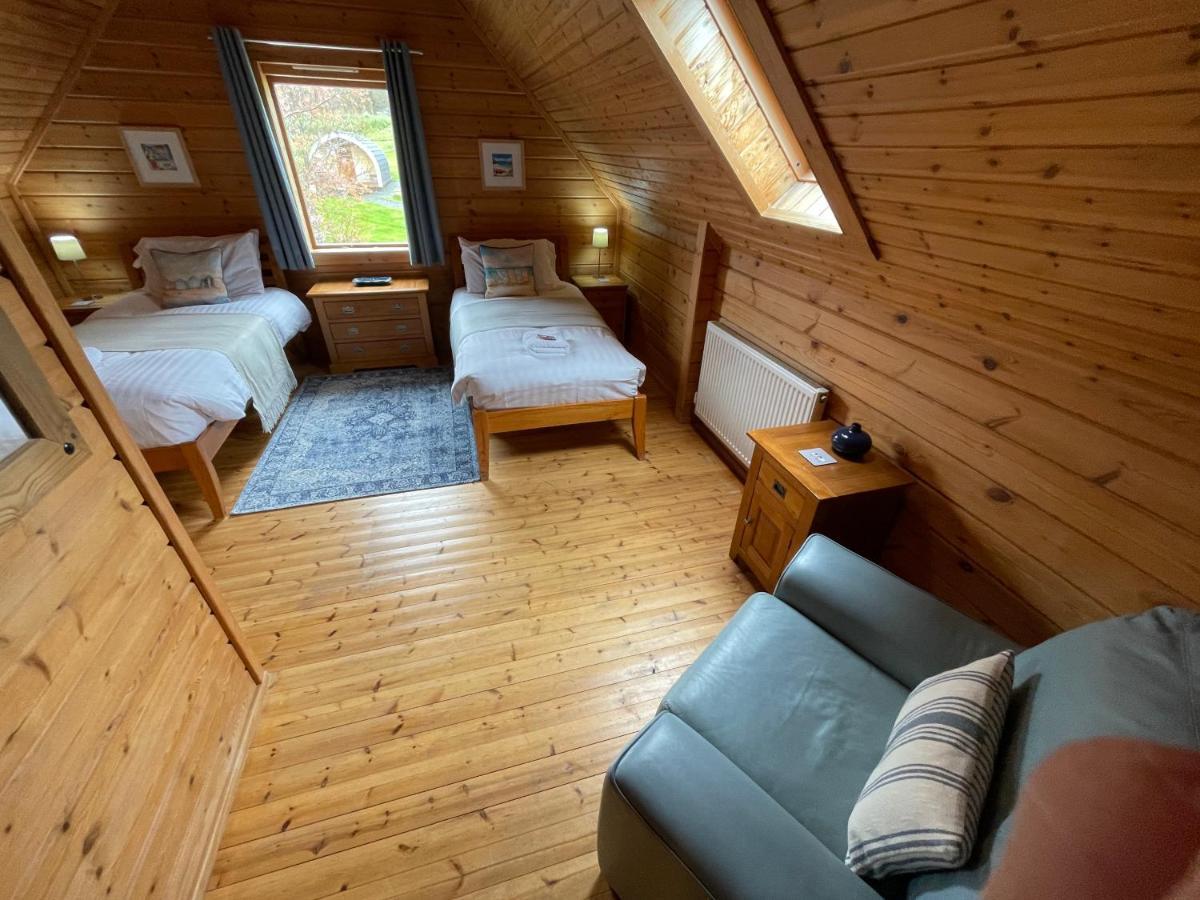 Luxury 3 Bedroom, 3 Bathroom Lodge With Hot Tub Llanbedr  Exterior photo